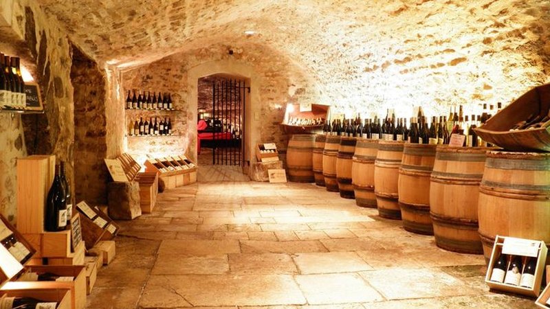 Visite virtuelle 360° Google Street View - Cave duConnaisseur (Vignoble / Domaine) à Auxerre Yonne
