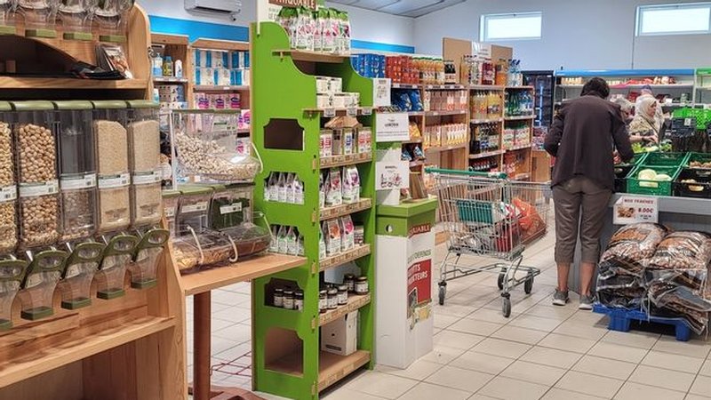 Visite virtuelle 360° Google Street View - Epicerie du marché (Commerce / Service) à Auxerre Yonne
