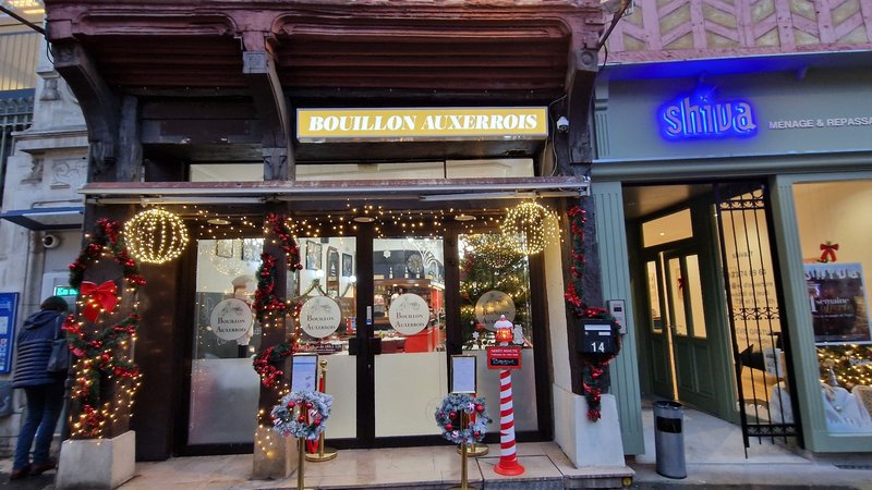 Visite virtuelle 360° Google Street View - Le Bouillon Auxerrois (Restaurant) à Auxerre Yonne