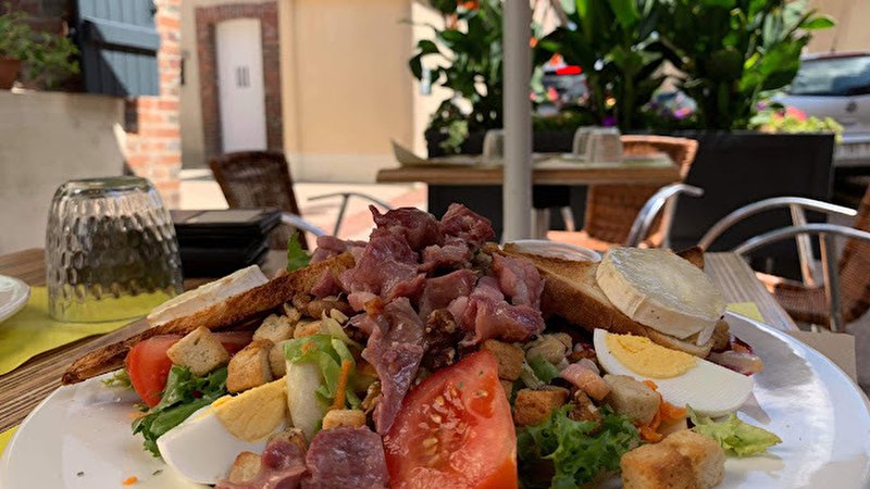 Visite virtuelle 360° Google Street View - Les Gars du Coin (Bar / Café) à Auxerre Yonne